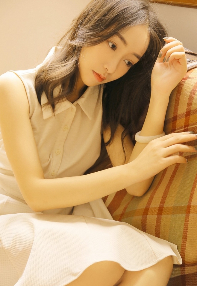 999sf私服发布网1.76_: 复杂局势的深度解析，你对此有何看法？
