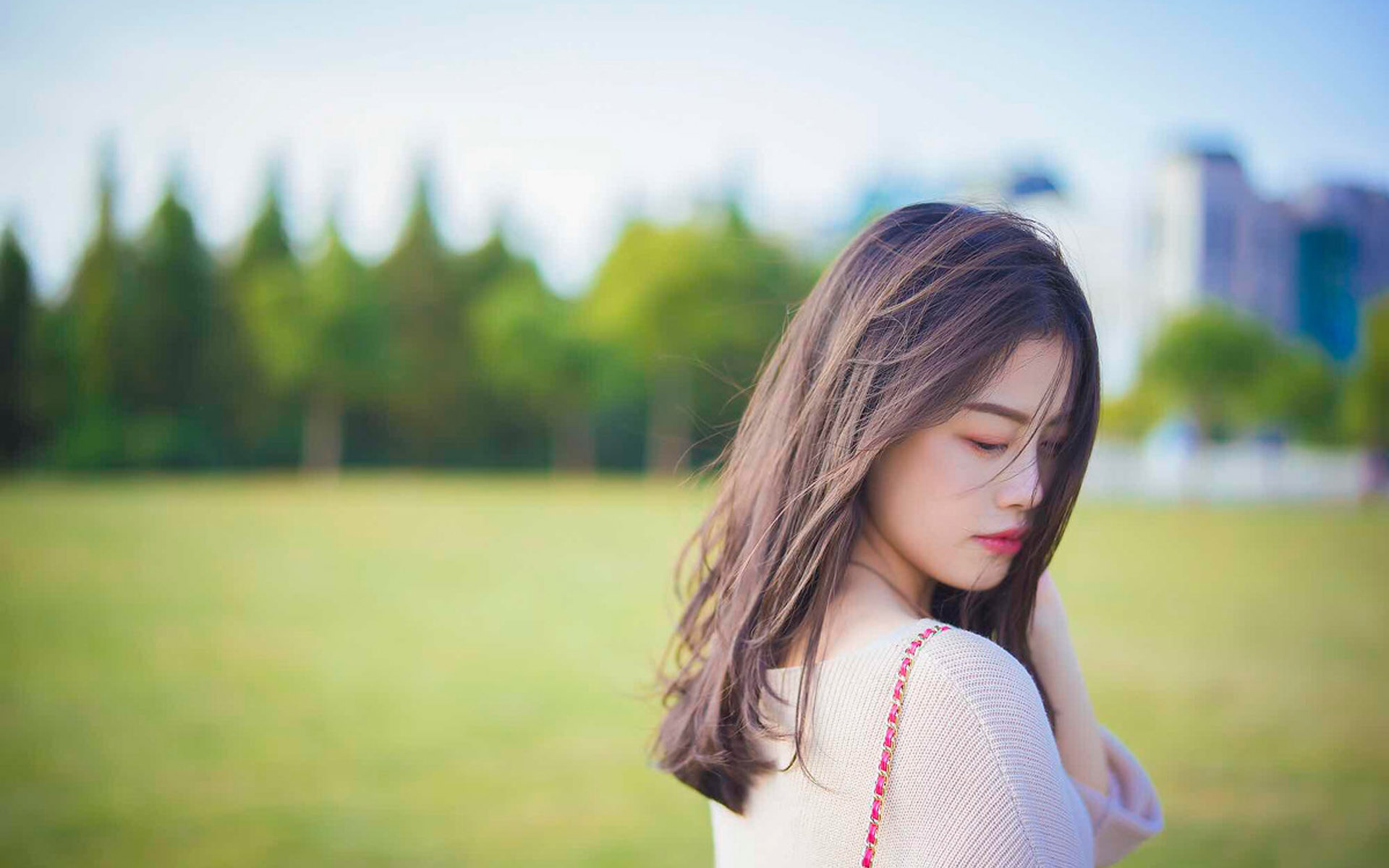 火花私服发布网站_: 脉动时代的讯息，未来的你准备好迎接吗？
