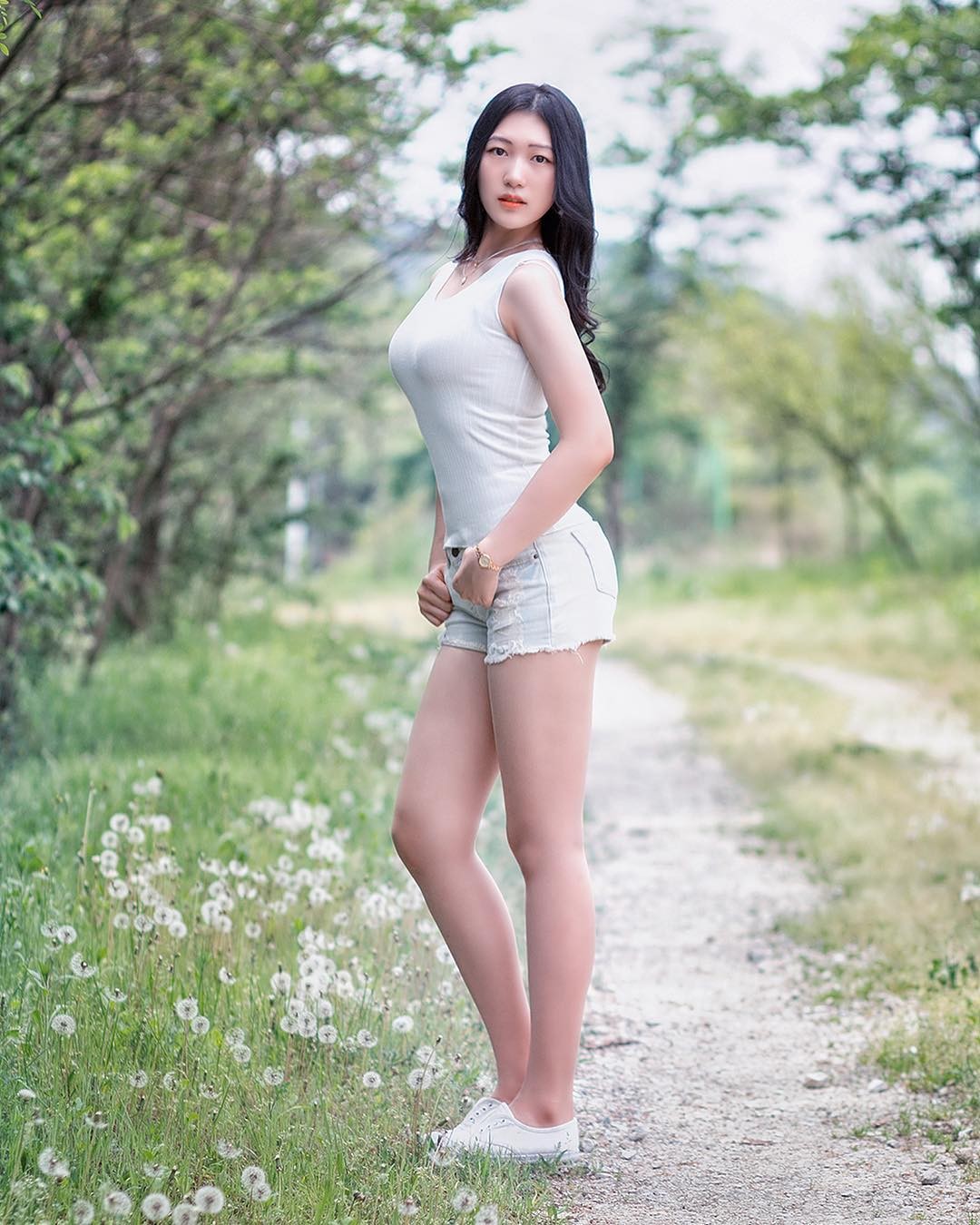 微博发布的天龙私服_: 改变局势的决定，未来也许会比你想的更复杂。